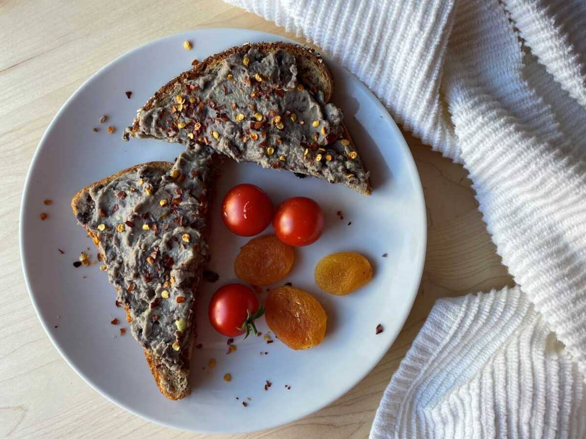 Simple Black Bean Toast